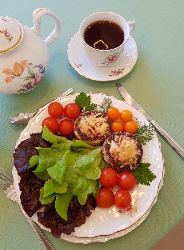 Фаршированные шампиньоны: идеальная закуска к празднику