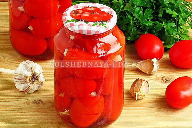 Сочные помидоры с чесноком на зиму: простой и вкусный рецепт