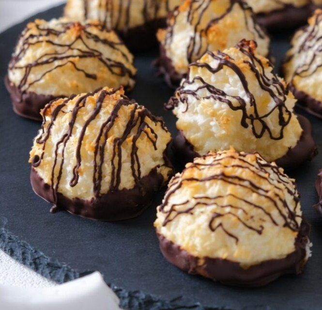 Очарование тропиков: нежное кокосовое печенье с шоколадом