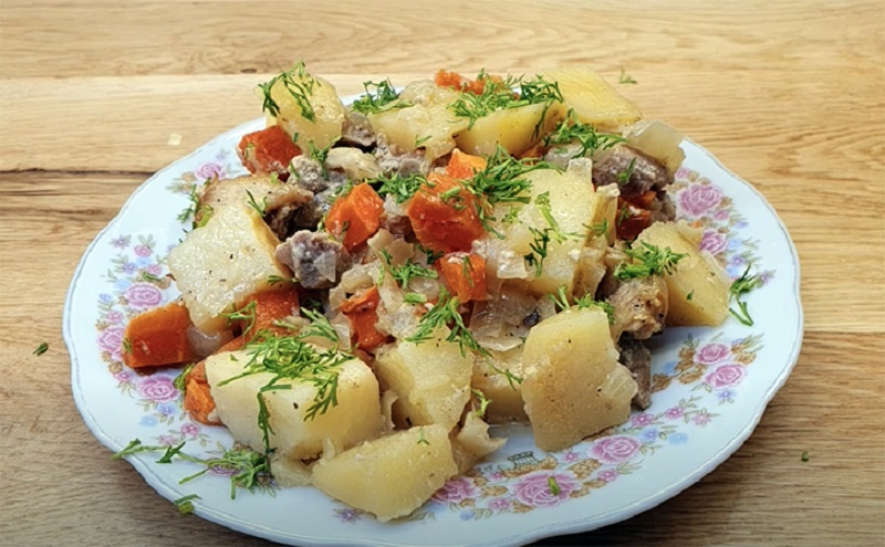 Курица с картошкой в банке: простой и вкусный ужин для всей семьи