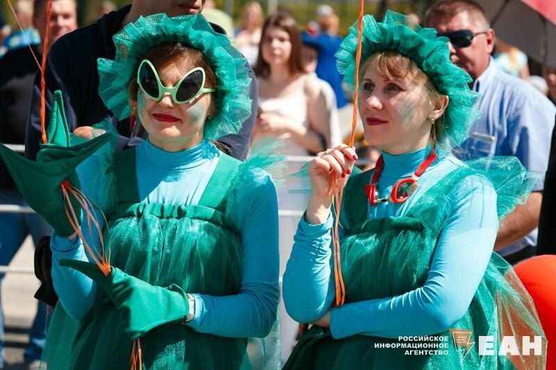 ������ ������� ������������ � �������� �� ��������� ��� �����