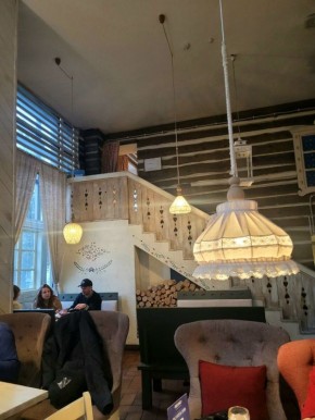 Секрет популярности ресторана "Васильки": что стоит за очередями и гастрономическими впечатлениями?