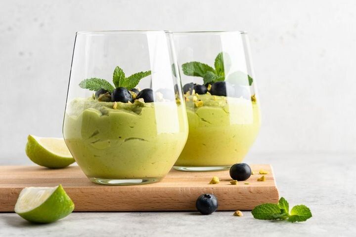 Фисташковый мусс с авокадо