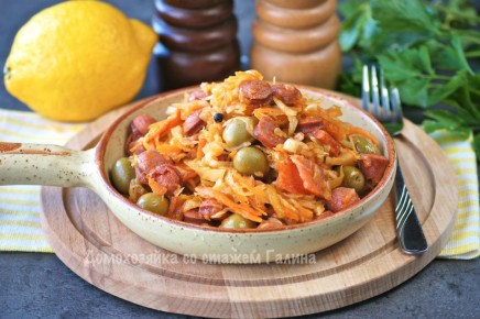 Солянка на сковороде: насыщенное и ароматное второе блюдо