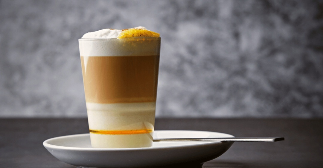 Барракито: Слоистое Искусство Кофейного Напитка с Канарских Островов