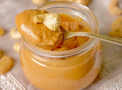 Орехи на завтрак: как улучшить утренний рацион