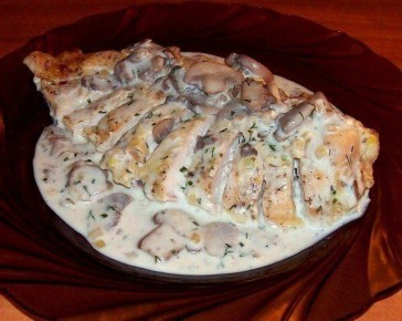 Как приготовить куриные грудки в сметанном соусе: простой и аппетитный рецепт