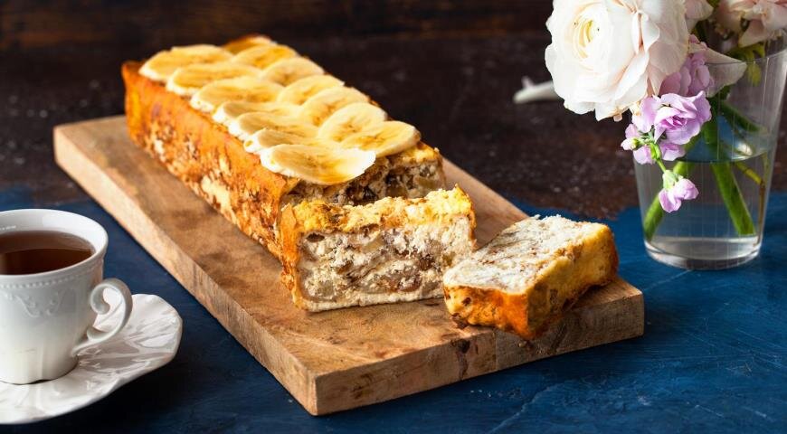 Легкий рулет с бананами и творогом: быстрый рецепт для настоящих гурманов