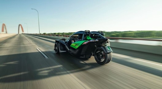 Polaris анонсирует обновление Slingshot Grand Touring в 2026 году
