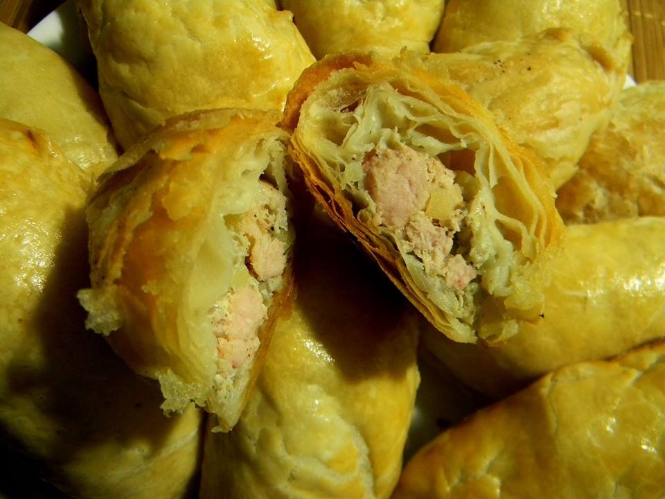 Слоёные пирожки с ароматной начинкой