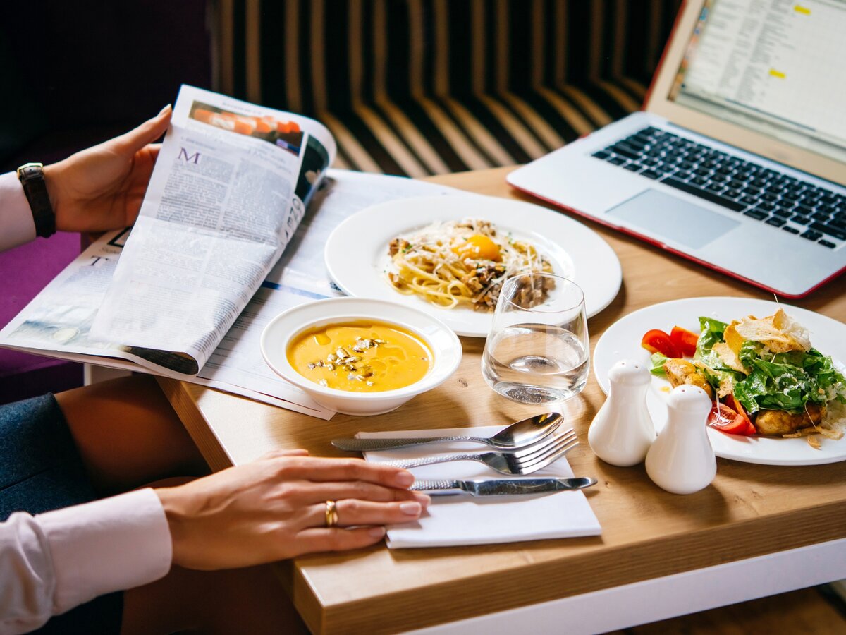 Секреты здорового питания для занятых: как не навредить своему организму