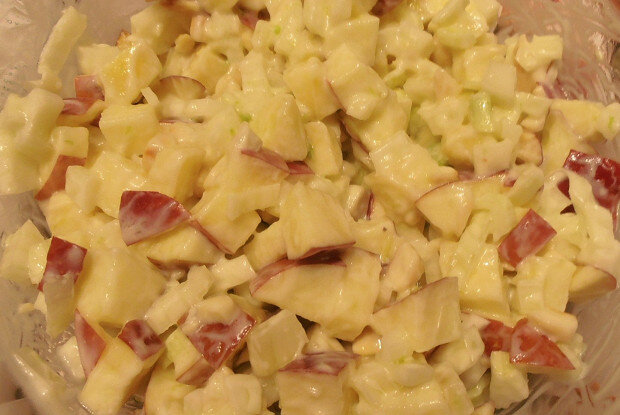 Освежающий салат с фенхелем и яблоками: яркий вкус весны