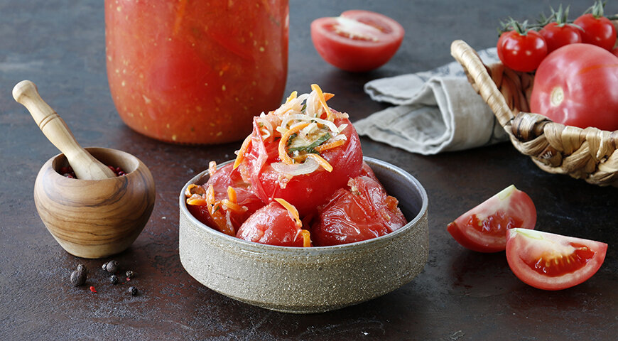 Приготовление фаршированных помидоров в томатном соке: яркое наслаждение лета