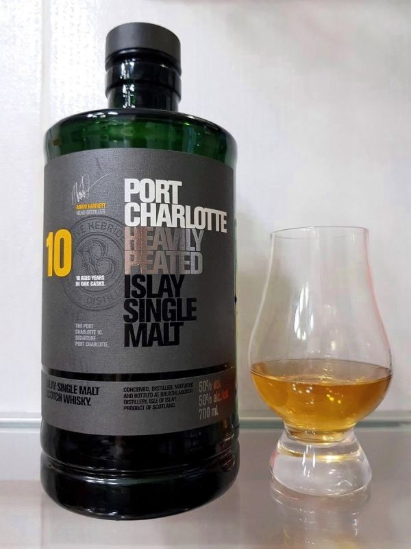 ����� ������ �� Port Charlotte 10 YO: ������� ����� � ������� � ������ �����