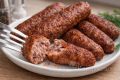 Мясные колбаски, которые заставят ваших гостей забыть о манерах
