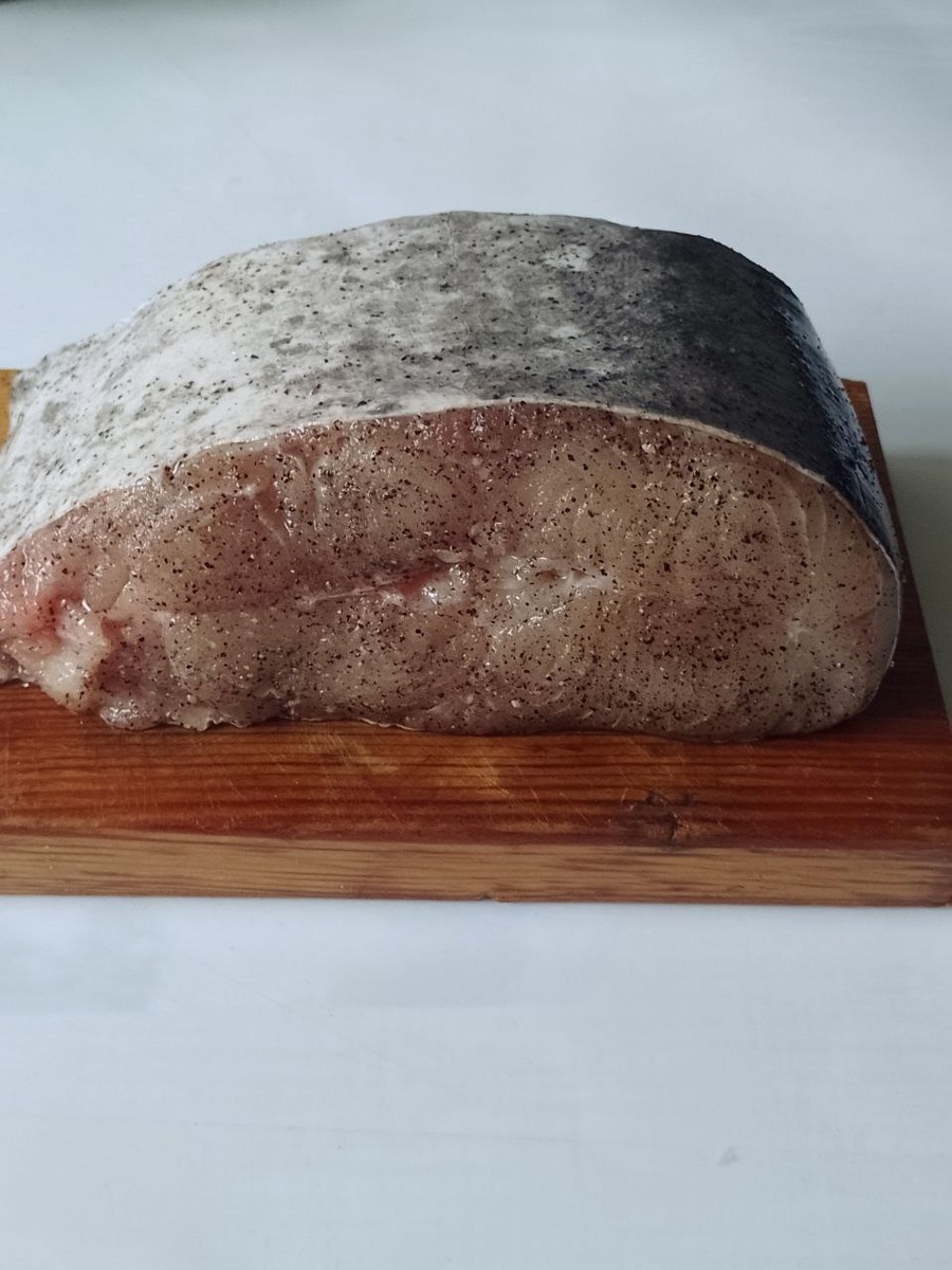 Запечённый сом на гриле: вкусное сочетание с овощами