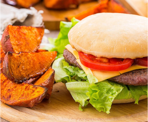 Нежный чизбургер «Мисо» с запечённым бататом