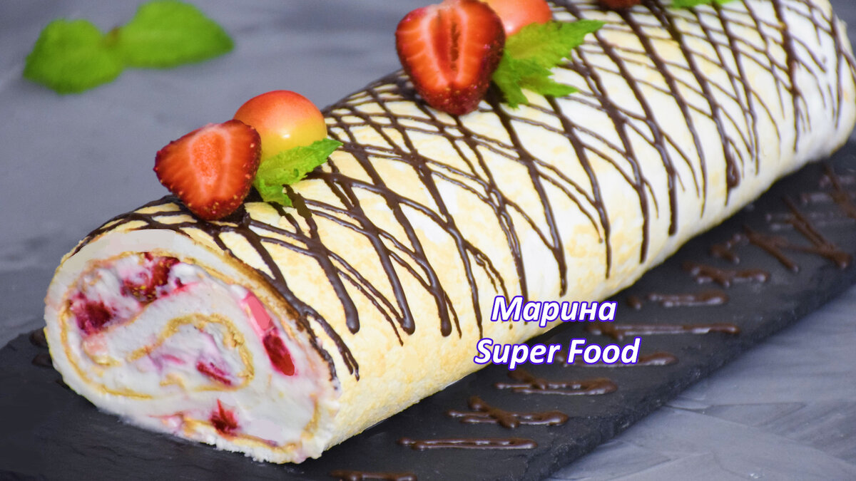 Воздушный меренговый рулет с ягодами: идеальный десерт для вашего стола