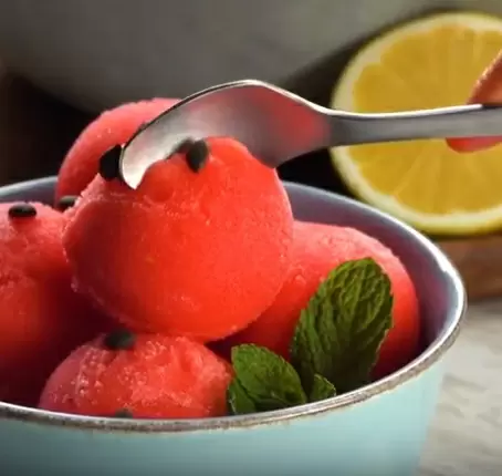 Трюки с арбузом: Летнее наслаждение без лишних хлопот