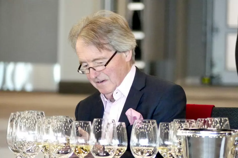 Гений вина: как Стивен Спурье изменил мир вина навсегда