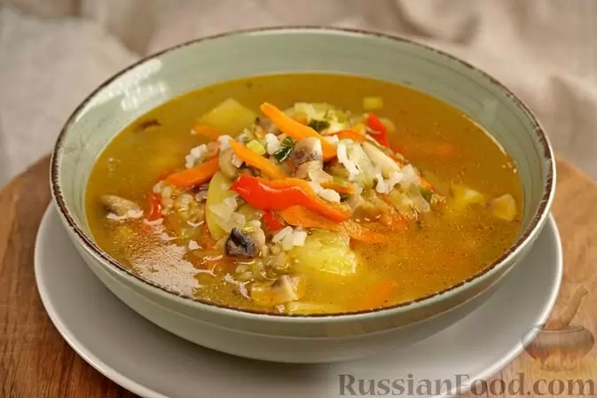 Супы для уютного обеда: 7 вкуснейших рецептов для холодного времени года