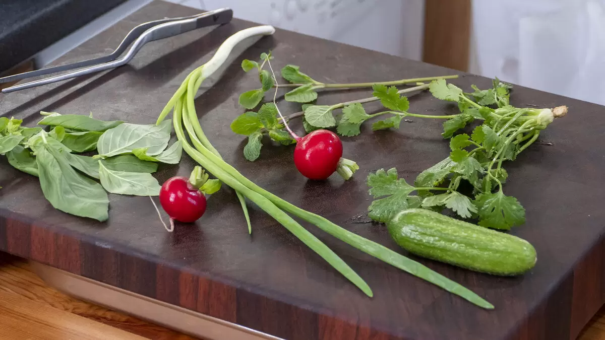 Весенний салат, который вдохновит на перемены