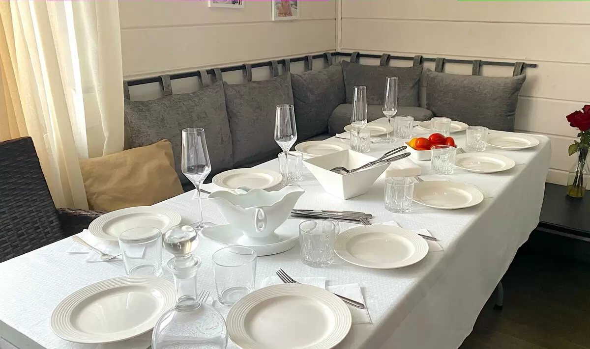 Как организовать праздник для всей семьи: идеи для ужина на 23 февраля