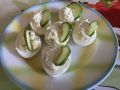 Простота и вкус: яичные закуски с огурцом для любого стола