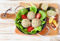 У вас есть фарш и брокколи? Приготовьте тефтели на пару!