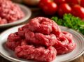 На Дону предприниматель обманул покупателей, подменив состав мясного фарша