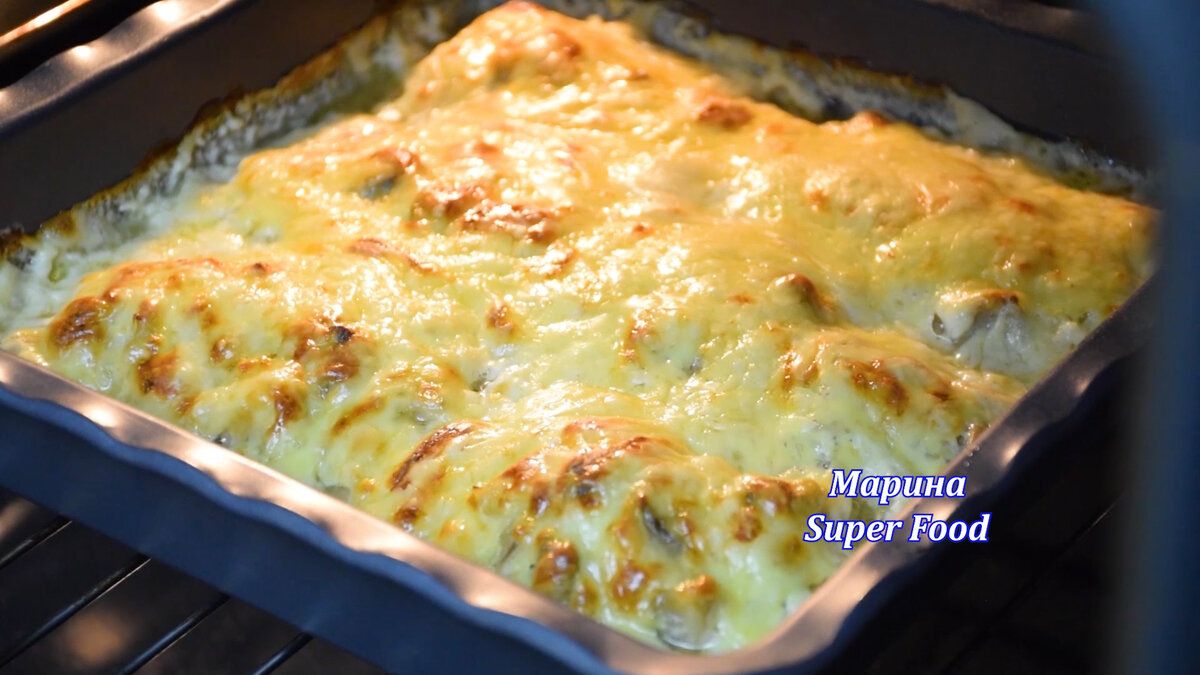 Сочные куриные отбивные с грибами и сливочным соусом