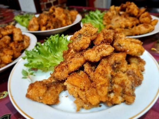 Вкусная традиция севера: рыба в хрустящей панировке